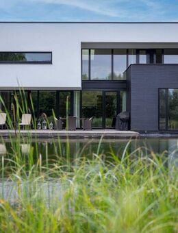 ++ HAUS AM SEE ++ Außergewöhnliches Anwesen mit zwei Häusern und privatem Schwimmteich - Eichenzell