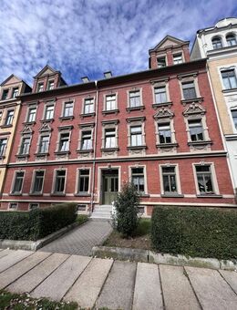 Balkon und Tageslichtbad mit sehr großzügigem Wohnbereich - Chemnitz