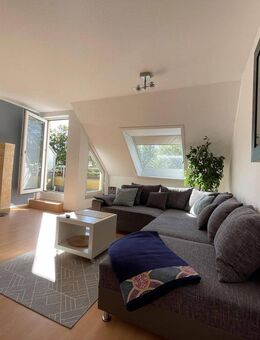 2-Zi. mit Balkon, Küche, zentral & ruhig, beste Lage WOB-Fallersleben, mit Stellplatz - Wolfsburg