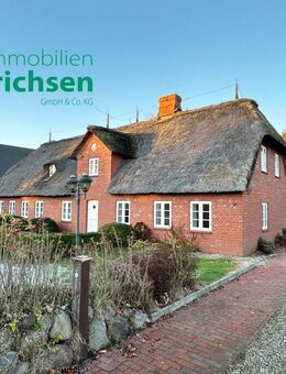 Großzügiges Reetdachhaus mit vielseitigen Nutzungsmöglichkeiten - Ladelund