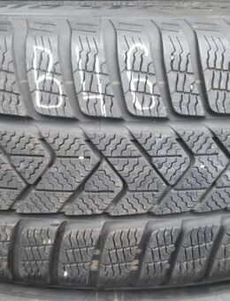 2x Winterreifen Pirelli Sottozero 3 (RSC) 225/45 R19 96V Dot 1x20 1x19 7mm B46 - Euskirchen Zentrum