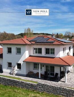 Modern. Lichtdurchflutet. Naturnah. - Dieses junge Haus bringt Lebensqualität auf den Punkt - Egglkofen