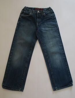 Jeans für Jungen der Marke Boys Legere Form Blau Gr. 134 zu verkaufen. - Bielefeld