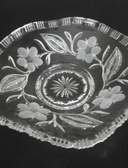 Bleikristall Schale Glas Konfektschale 17 cm Blumen-Schliff Deko Retro Vintage 3,- - Flensburg