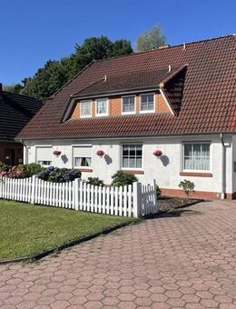 Gepflegte Doppelhaushälfte mit Garten und Garage am Rekumer Deich. - Bremen