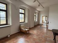 Große Wohnung im Stadtzentrum von Annaberg mit Einbauküche - Annaberg-Buchholz