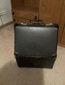 Akkordeon der Marke Weltmeister - Premnitz