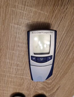 Blutzuckermessgerät „ Accu-Chek Compact Plus“ gebr. - Dinslaken