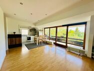 2 Zimmerwohnung mit Balkon plus 2 Hobbyräume im Dachboden zu vermieten - Düsseldorf