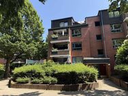 Modernisierte Eigentumswohnung im 1. OG mit Balkon und TG-Stellplatz - Ahrensburg
