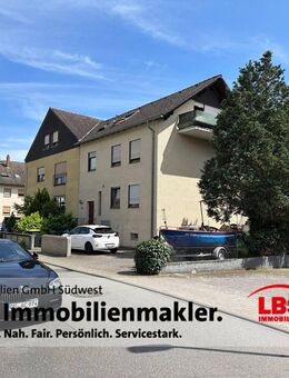 Mehrfamilienhaus mit 3 Wohneinheiten - Bischofsheim