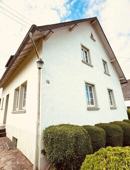 *** EFH *** Arzfeld *** EIFEL - Dorfleben *** Einfamilienhaus * Zweifamilienhaus * MFH * EIFEL-FERIENHAUS-WOCHENDHAUS *** Eifel Pur * Natur * zentral - Arzfeld