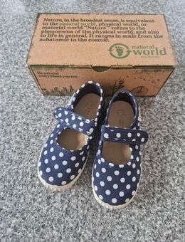 Natural World Spangenschuh Ballerina Gr. 23 blau mit Punkten - Lehrte
