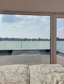 Modernes Ferientraumhaus am Bernsteinsee: Neubau-Doppelhaushälfte mit Luxusausstattung - Sassenburg