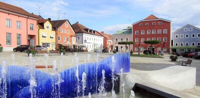 RENDITESTARKES Mehrfamilienhaus in zentraler Lage am Stadtplatz