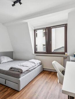 Helles WG Zimmer in zentraler Lage in Fürth, Strom und Internet inklusive - Fürth