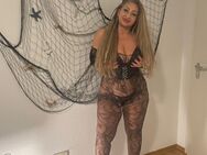 Ich bin Elena bei Rhein-Main Massage Groß-Gerau und guter Sex macht mich glücklich, jeden Tag! - Groß Gerau