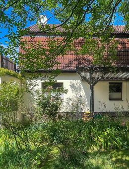 Bezugsfrei & modernisiert: Familienhaus mit sechs Zimmern und zwei Terrassen in Lichtenrade - Berlin