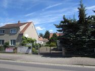 ger. Wohnhaus mit 2 NG, Scheune & Garage mit Grund in Guteborn - Guteborn