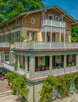 HISTORISCHES ANWESEN MIT SEEBLICK - Tutzing