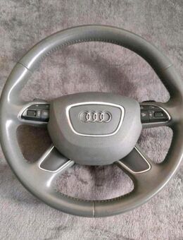 Lenkrad Audi mit Airbag - Berlin Lichtenberg