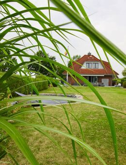 F-R-E-I- Traum Walmdach-Haus mit Feldblick - Rellingen