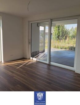 Attraktiver Neubau, Traumausstattung, große Terrasse, ruhige Lage mit viel Grün! - Döbeln