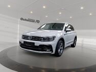 VW Tiguan, 2.0 TSI Highline R-Line, Jahr 2020 - Wolfhagen