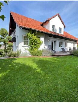 Ein- oder Zweifamilienhaus mit Einliegerwohnung in traumhafter Lage! - Untermeitingen
