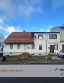 Teilrenoviertes Doppelhaus mit viel Platz in Schiffweiler-Heiligenwald - Schiffweiler