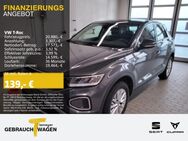 VW T-Roc, 1.0 TSI ALLWETTER, Jahr 2023 - Bochum