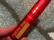 L’Oréal Paris Skin Ink Foundcealer in 180 Cool Rosé - Eisenberg (Pfalz)