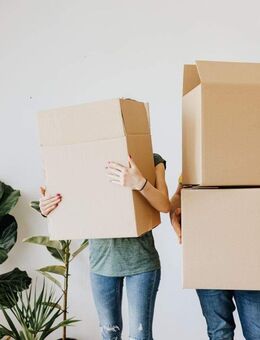 Kisten auspacken und einziehen - Schlüsselfertige Häuser von Bien-Zenker - Münster