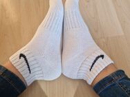 Getragene Nike Socken - Gütersloh Zentrum