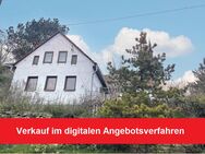 Angebotsverfahren! Sanierungsbedürftiges Einfamilienhaus mit viel Potential! - Schmiedehausen