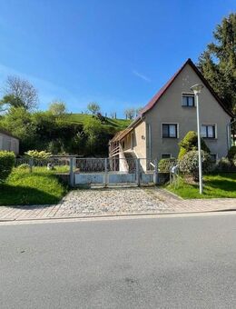 Erfurter Umland - sofort bezugsfertiges Einfamilienhaus mit Hof/ Garten in ruhiger Lage - Sömmerda