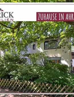 Vielseitige Immobilie mit Potential in zentraler Lage: Drei Einheiten mit vielen Möglichkeiten! - Ahrensburg