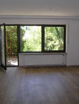 3-Zimmer-Eigentumswohnung mit Terrasse anschl. Gartenanteil und Garage - Lauf (Pegnitz)
