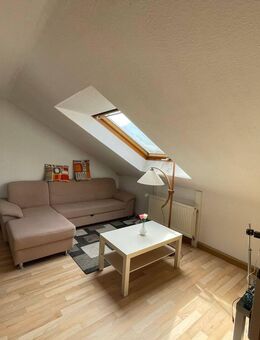 Gemütliche 2-Zimmer-Dachgeschosswohnung in Titz-Rödingen an Einzelperson zu vermieten - Titz