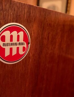 Vintage Musterring Kleiderschrank – Hochwertiges Design - Bad Hersfeld