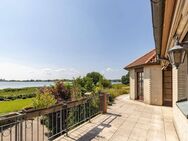Villa auf Traumgrundstück in erster Reihe zur Schlei mit Blick auf Arnis - Kappeln (Schleswig-Holstein)