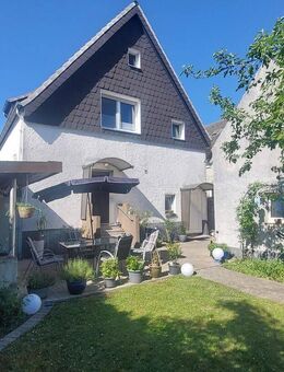 Freistehendes Ein-/Zweifamilienhaus mit Sonnengarten! - Beckum