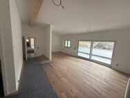 Drei Zimmer Penthouse Wohnung mit großem Balkon - Oberndorf (Neckar)