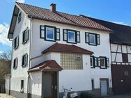 2,5 Zimmer Wohnung mit EBK in Remchingen-Singen - Remchingen