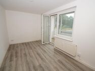 Fast 5 % Rendite- Provisionsfrei - jetzt schnell sein ! 2-Zi.-Wohnung mit Wintergarten in Erfurt! - Erfurt