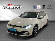 VW Golf, 1.0 VIII ACTIVE eTSI L, Jahr 2022 - Eiselfing