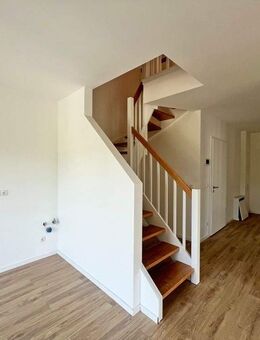 TOLLE MAISONETTE-WOHNUNG IN BEGEHRTER LAGE MIT AUSBLICK! 3 Zimmer - Wiehl