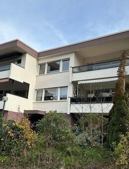 Dreifamilienhaus in Bad Neuenahr mit Garagen für Eigennutzung und Vermietung - Bad Neuenahr-Ahrweiler