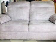 Sofa-Couch 2 Sitzer zu verschenken - letzte Chance ! - Kamp-Lintfort