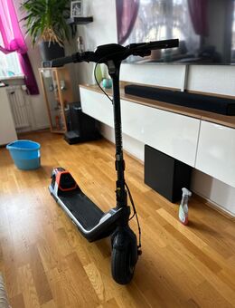 Segway p65d noch angemeldet ( Versicherung ) - Berlin